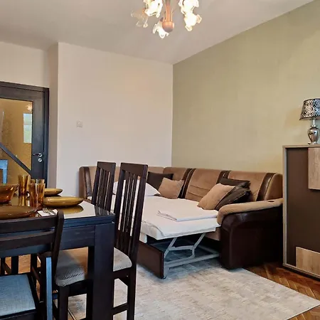 Neptun - Great Location & Welcome Treats Apartment *