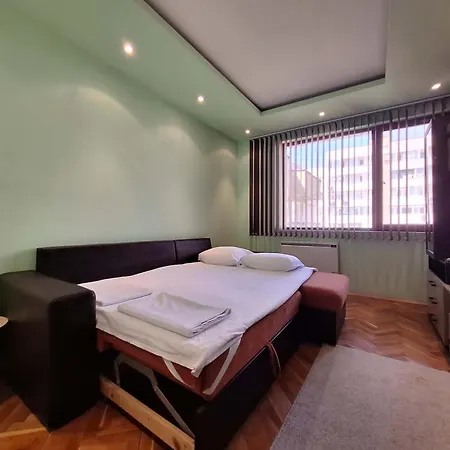 Neptun - Great Location & Welcome Treats Apartment Warna