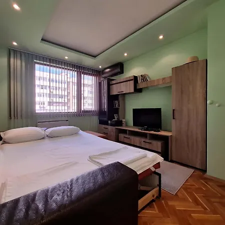 Neptun - Great Location & Welcome Treats Apartment