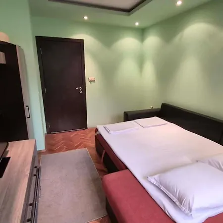 Neptun - Great Location & Welcome Treats * Warna